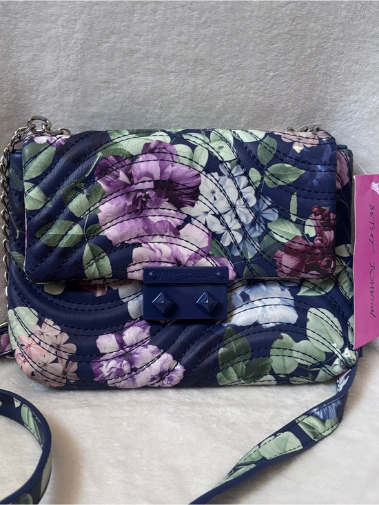 Betsey Johnson Handbags - Betsey Johnson Xoellie Floral Crossbody Bag NWT Blue Purple Quilted